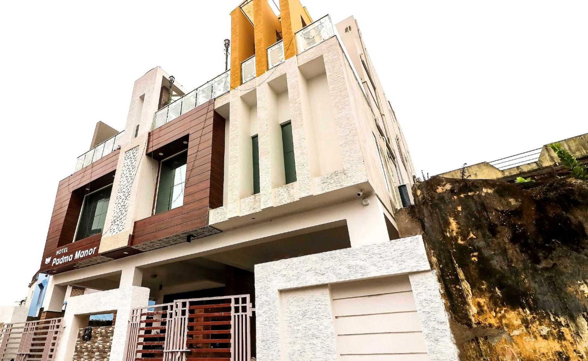 Super Hotel O Padma Manor Brahmapur ภายนอก รูปภาพ