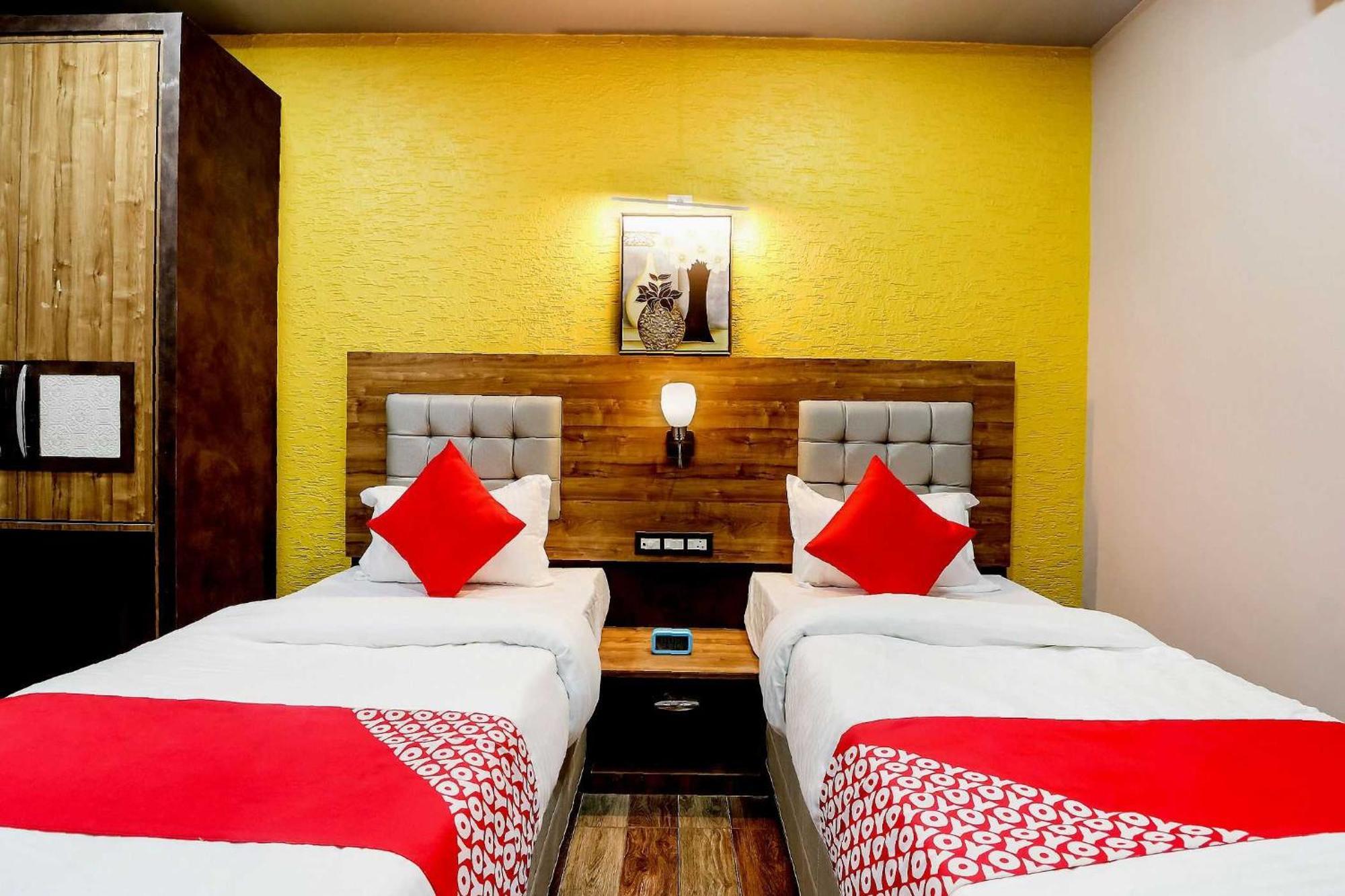 Super Hotel O Padma Manor Brahmapur ภายนอก รูปภาพ