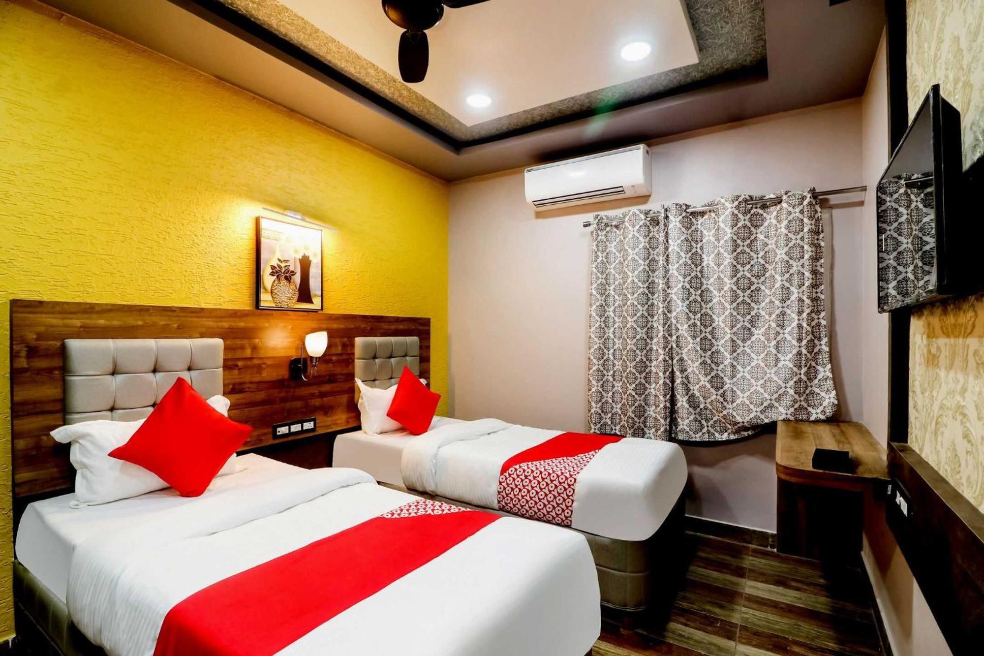Super Hotel O Padma Manor Brahmapur ภายนอก รูปภาพ