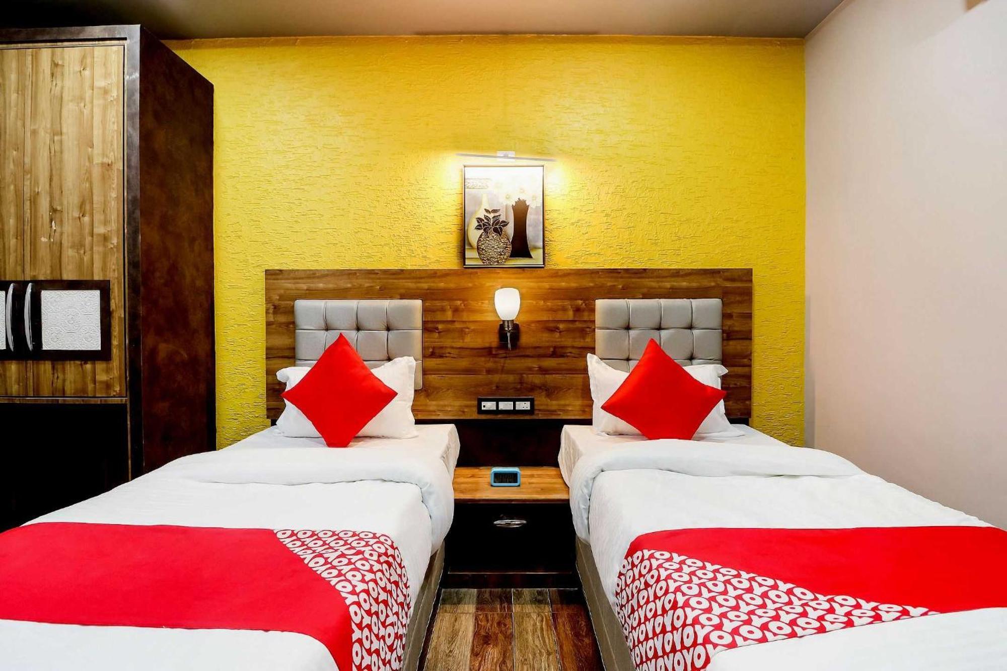 Super Hotel O Padma Manor Brahmapur ภายนอก รูปภาพ