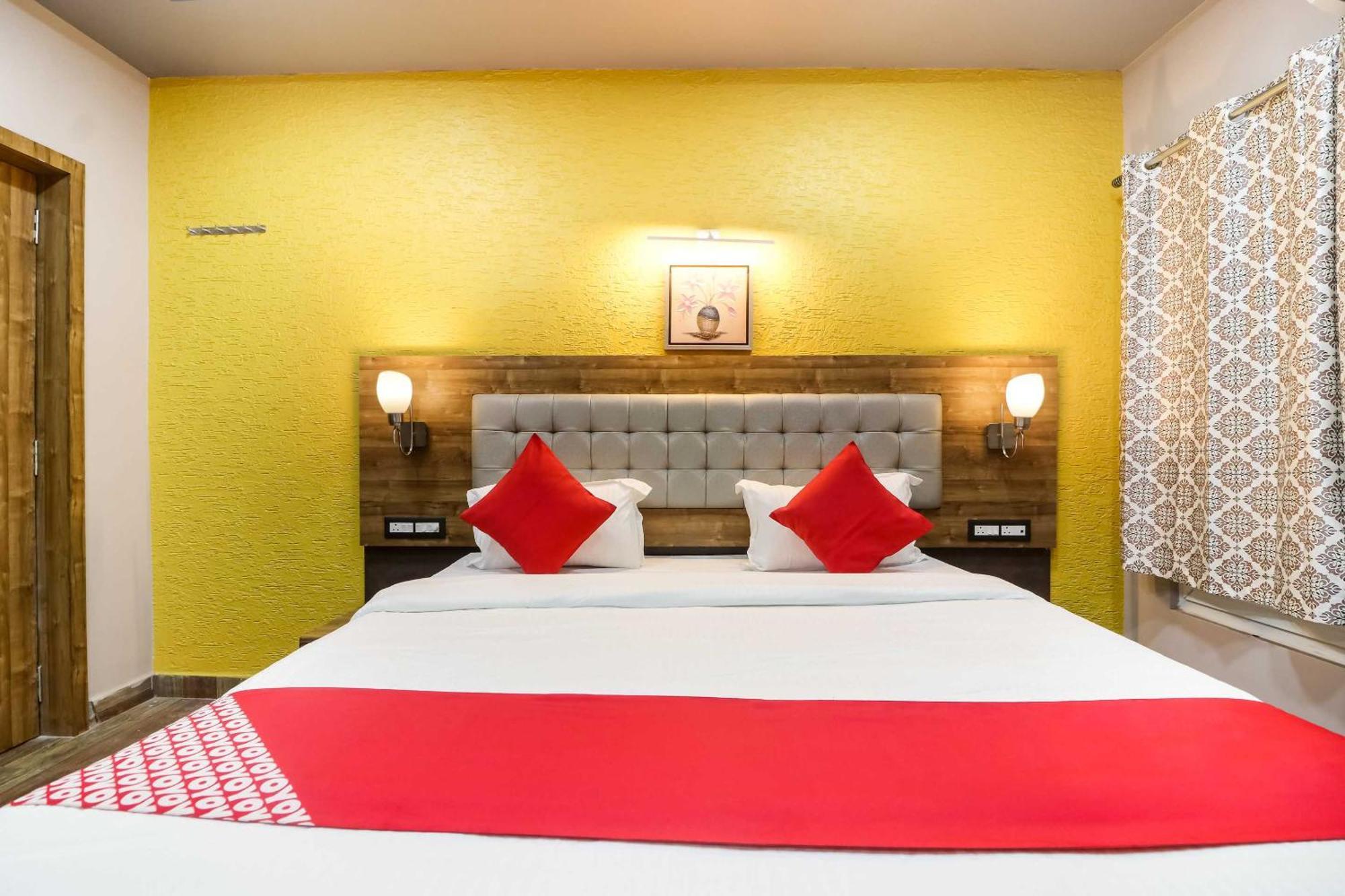 Super Hotel O Padma Manor Brahmapur ภายนอก รูปภาพ
